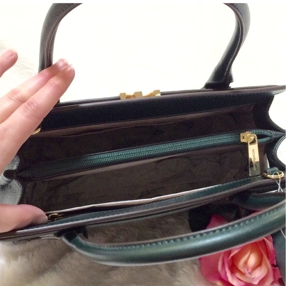 Michael Kors Montgomery Large Satchel & Wallet - Picture 3 of 5